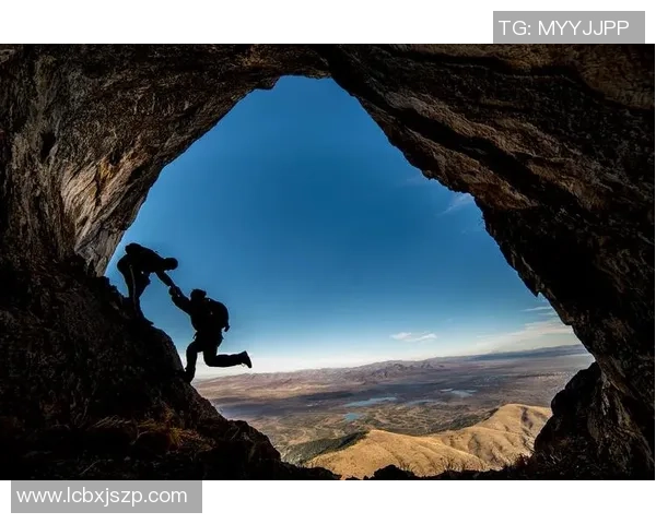 南京攀岩队在极限运动联赛中的精彩表现与节奏分析